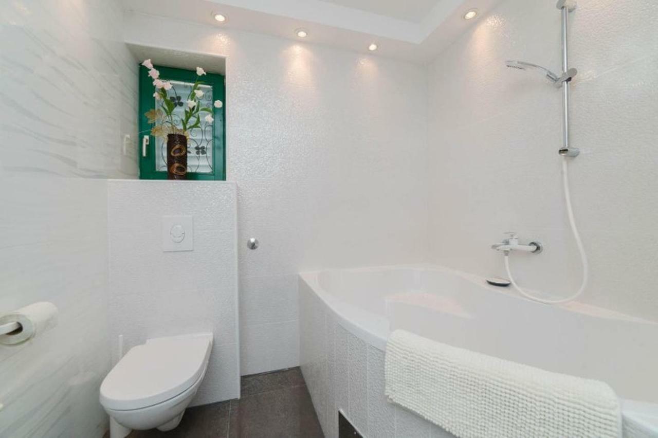 Olive Garden Apartment *